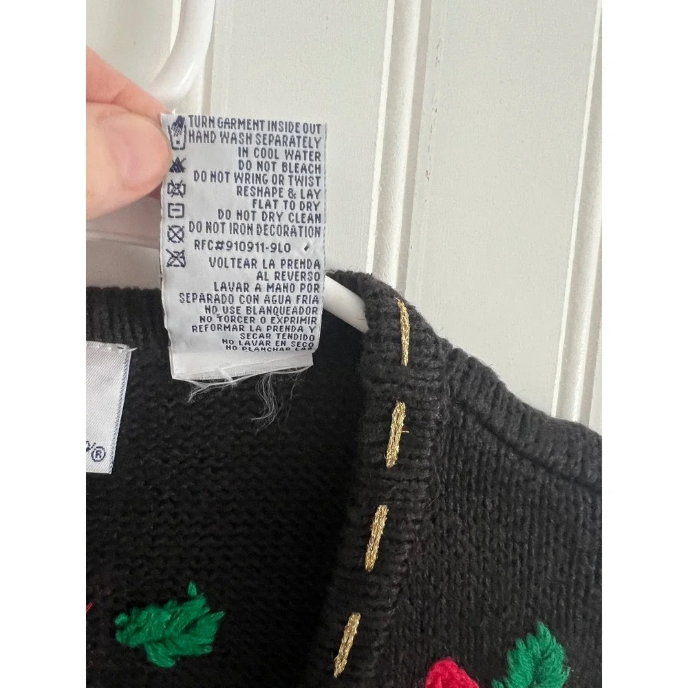 Bobbie Brooks Christmas Sweater Vest Large Black Poinsettia Beaded Holiday‎ - Picture 6 of 8